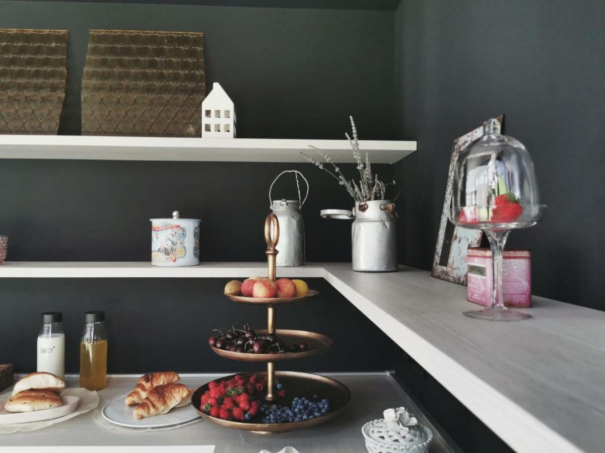 Affittacamere Casa Ester 바셀가디피네 외부 사진